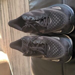 Men's Hoka Clifton 9